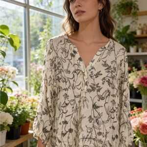 Philosophy Ivory and Black Botanical Print Blouse